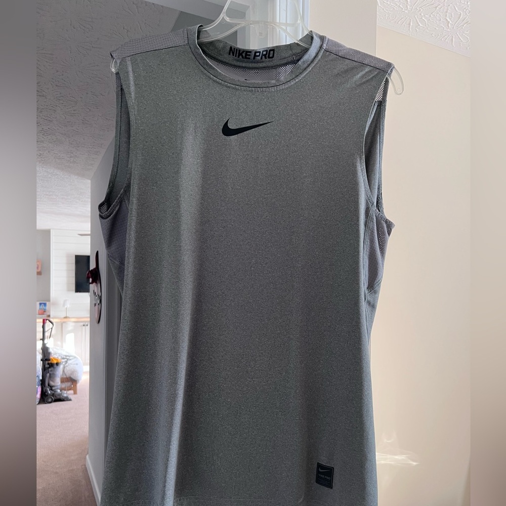 Nike Pro Men's Gray Tank Top